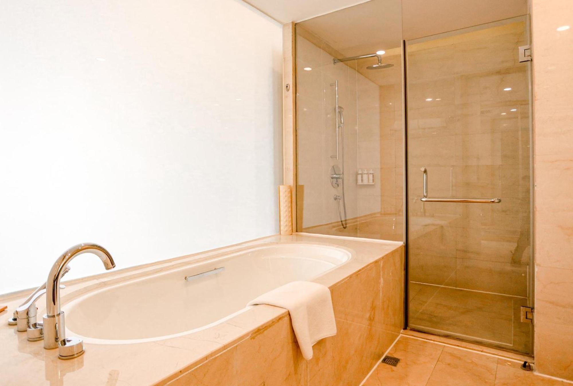 Radisson Hotel Tianjin Aqua City Ngoại thất bức ảnh